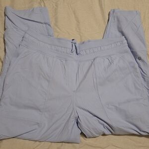 Lululemon Athletica Dance Studio Crop